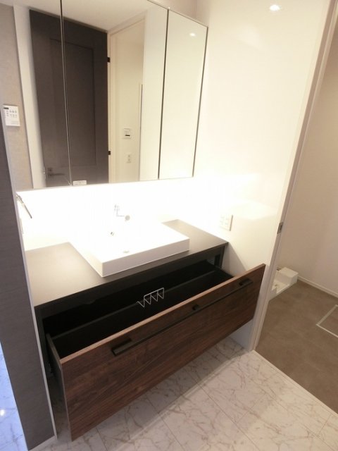 洗面設備　同物件別号室