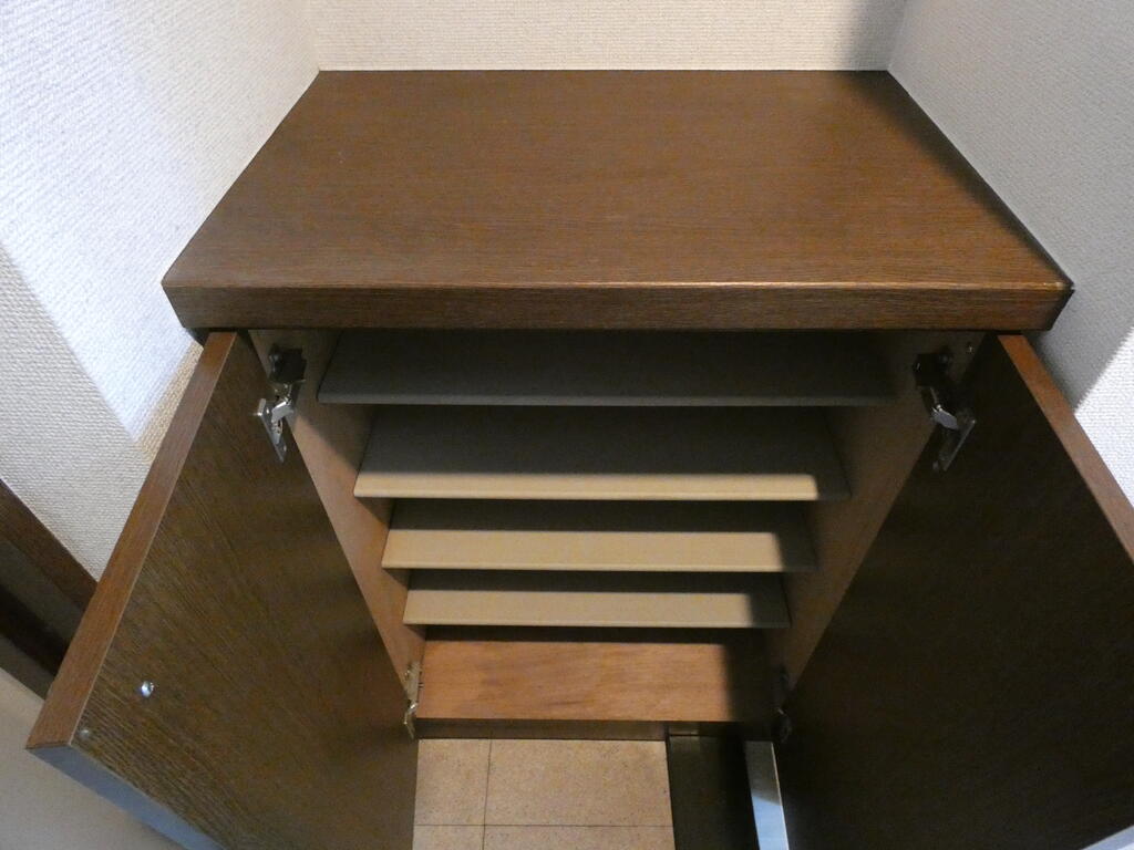 玄関　参考写真