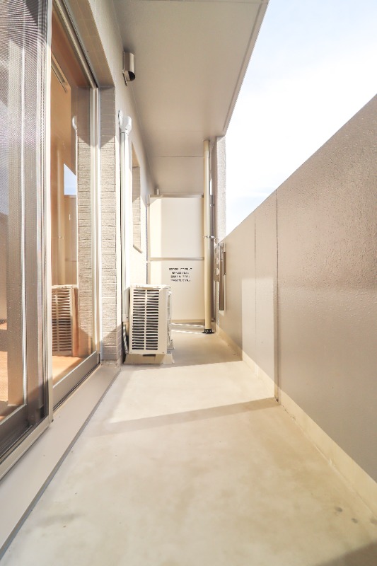 バルコニー　図面と現状に相違がある場合には現状を優先