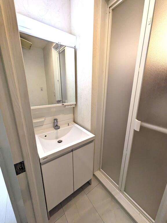 洗面設備　室内洗濯機置場あります。