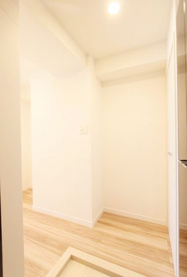 玄関　★開放的な玄関★