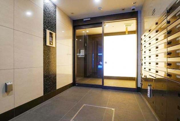 エントランス　★高級感あるエントランス★