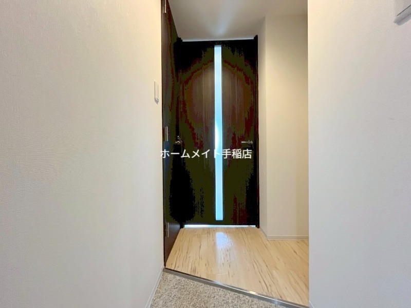 玄関　玄関スペース、シューズボックス付きです♪