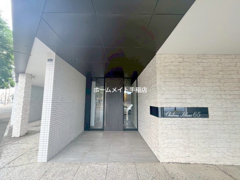 エントランス　エントランス部分です！