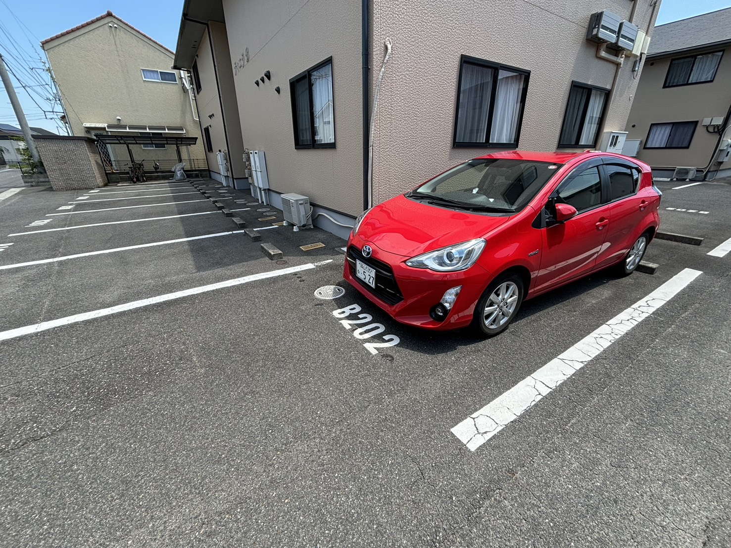 駐車場　2台賃料込み♪
