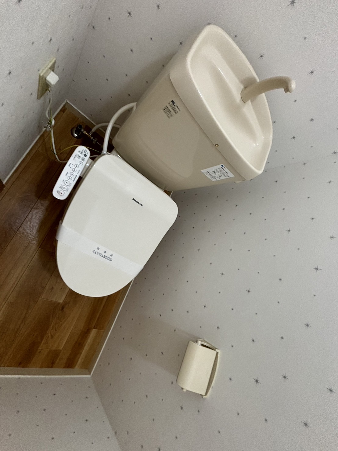 トイレ　温水洗浄便座♪