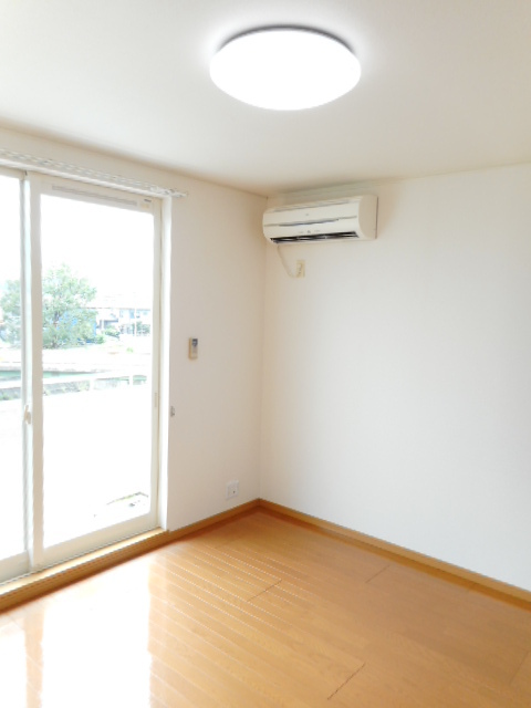 居室・リビング　１０帖のリビング♪