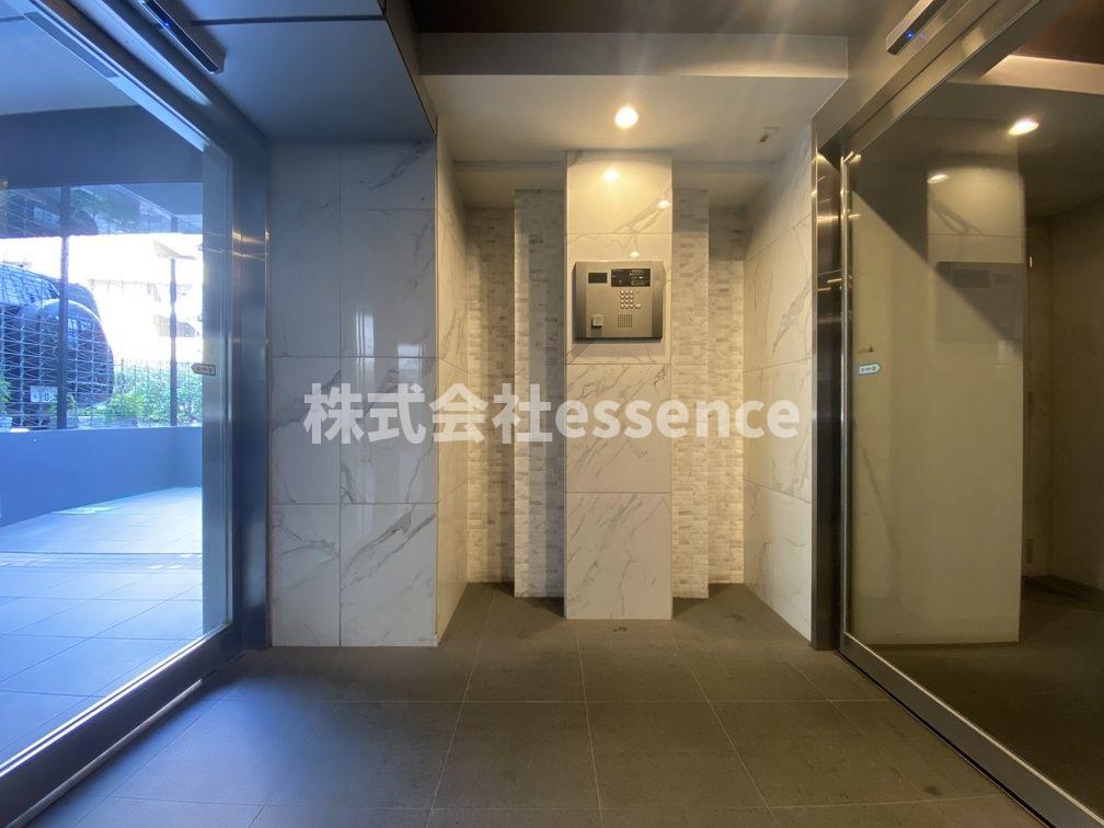 ロビー　弊社ではオンライン対応・現地対応可能です♪