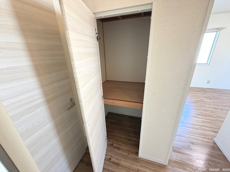 収納　E202参考写真
