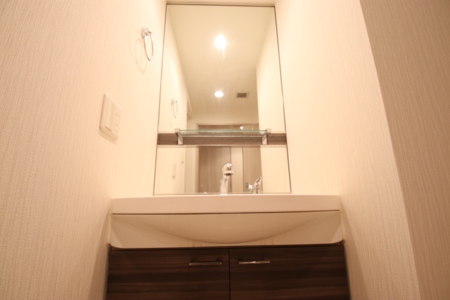 洗面設備　※別室の参考写真の為、現況優先です。