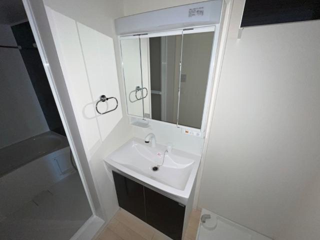 洗面設備　洗髪洗面化粧台