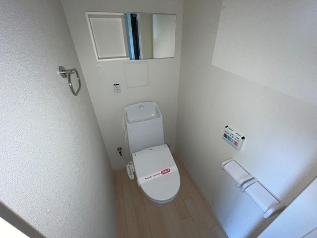 トイレ　シャワー付トイレ