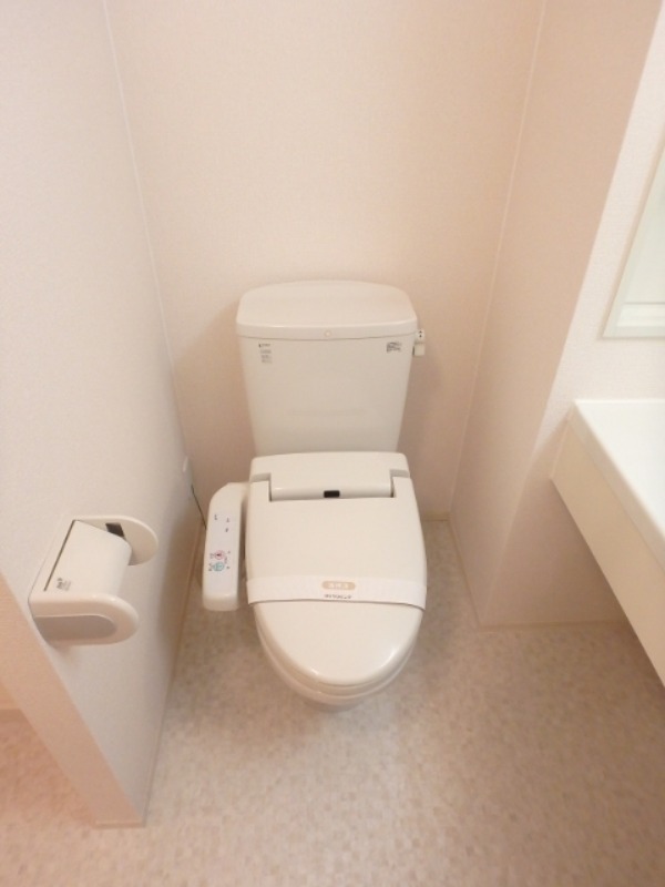 トイレ　図面と現状に相違がある場合には現状を優先