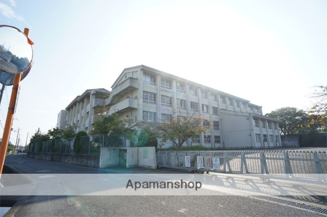 中学校　片桐中学校（中学校）まで545m