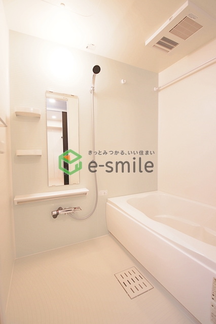 バス・シャワールーム　ゆったり過ごせるお風呂です