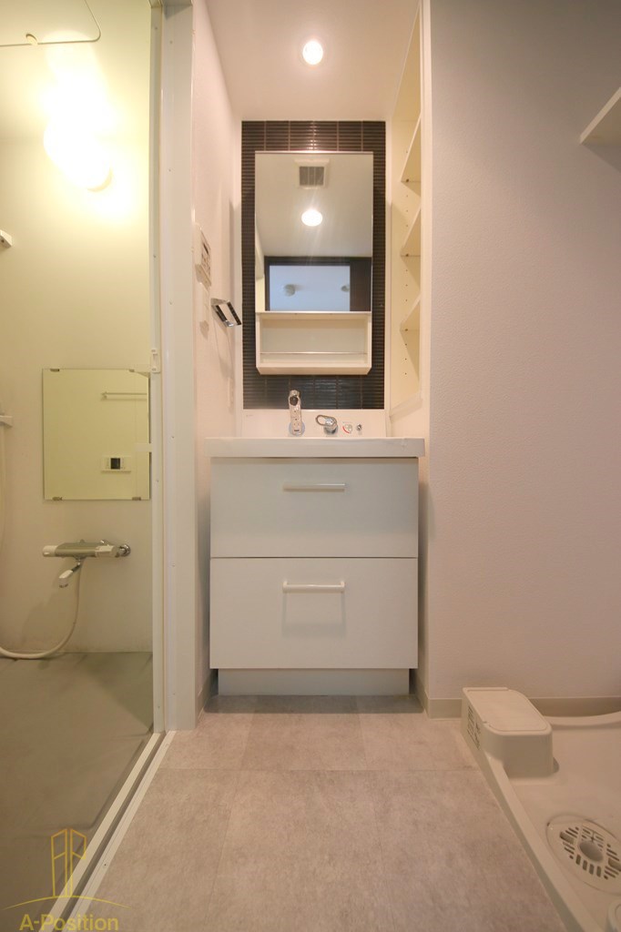 洗面設備　レジュールアッシュ上町台