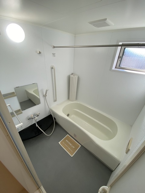 バス・シャワールーム　１坪バスで疲れをリセット。