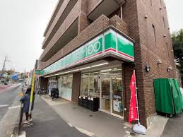 コンビニ　ローソンストア100読売ランド前店（コンビニ）まで532m