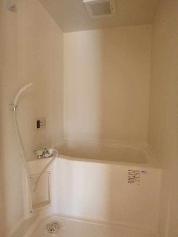 バス・シャワールーム　図面と現状に相違がある場合には現状を優先