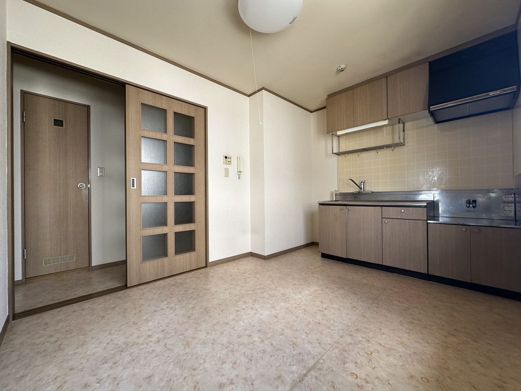 居室・リビング　エントランス