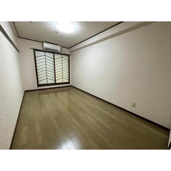 居室・リビング　エアコン付きで初期費用を抑えられます♪