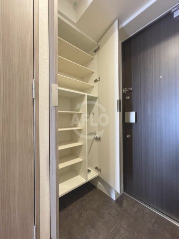 収納　MELDIA　CREST　NAMBA　SOL　TERRACE