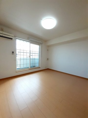 居室・リビング　ゆったり過ごせるリビングです