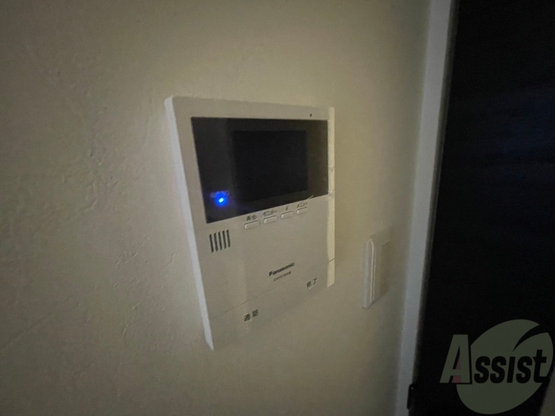 セキュリティ　ＴＶモニター付インターホンです。来客者の顔が見えるので安心！