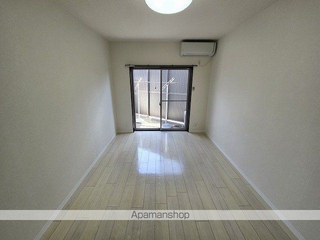 flat大村IIの居間写真