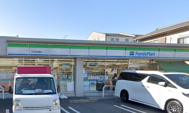 コンビニ　ファミリーマート 世田谷玉堤店（コンビニ）まで410m