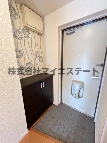 玄関　別部屋写真