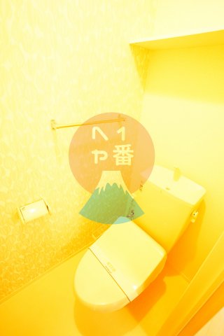 トイレ　ウォシュレット付き