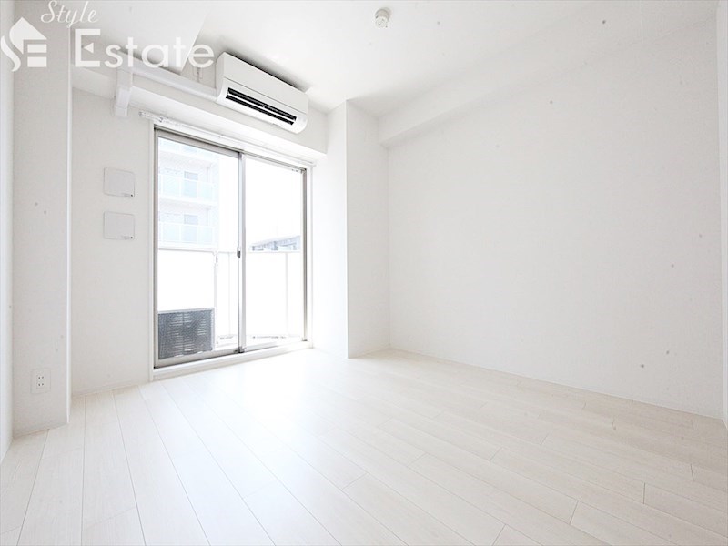 居室・リビング　内装