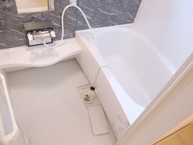 バス・シャワールーム　★追焚バスもオシャレ★