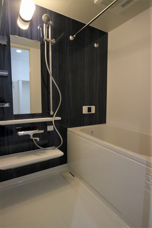 バス・シャワールーム　他号室写真流用