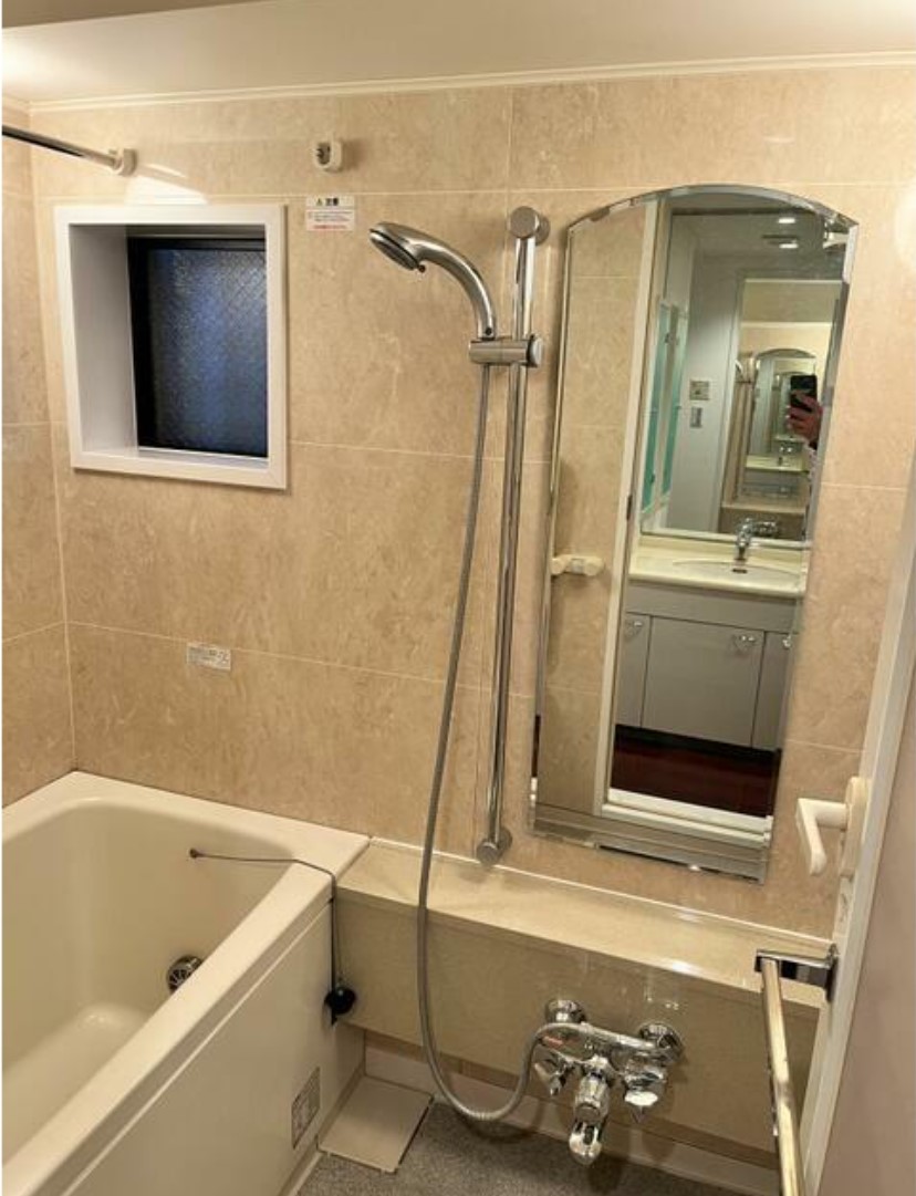 バス・シャワールーム