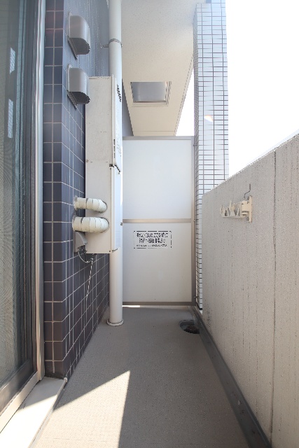 バルコニー　※別室の参考写真の為、現況優先です。