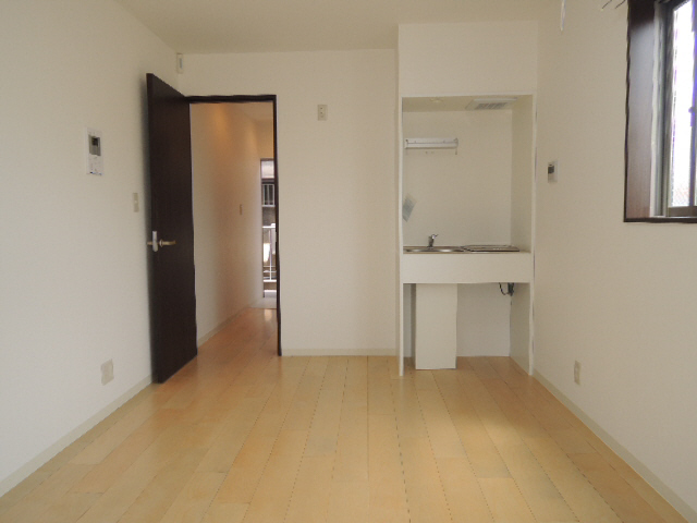 居室・リビング　写真は同マンションの別のお部屋のものです