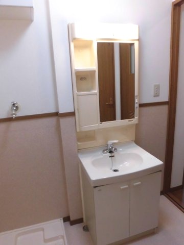 洗面設備　2015年11月撮影