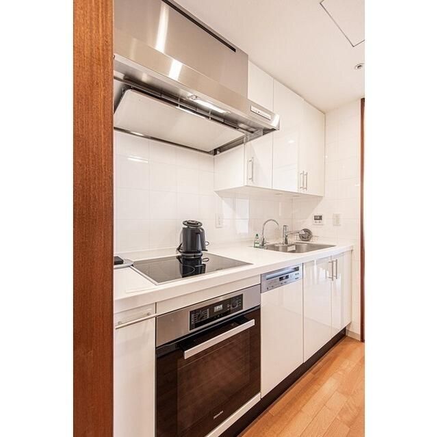 キッチン　写真は同タイプ住居です。