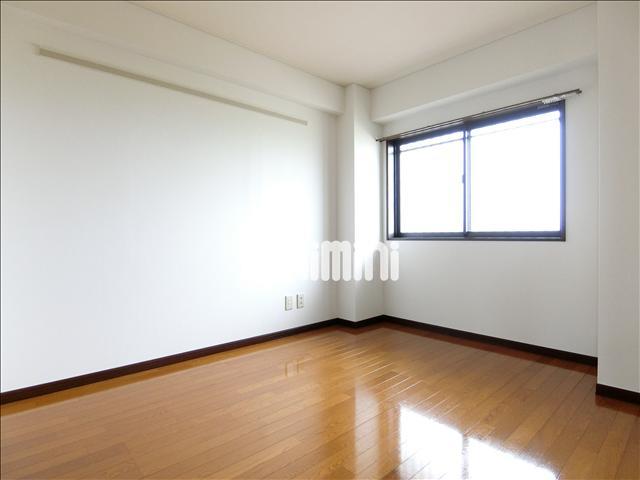 その他　独立した５．５帖の洋室です。