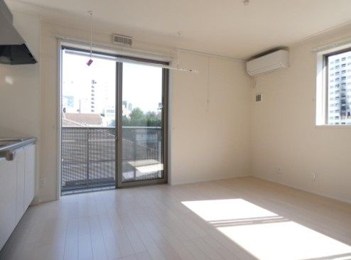 居室・リビング　☆明るい居室☆