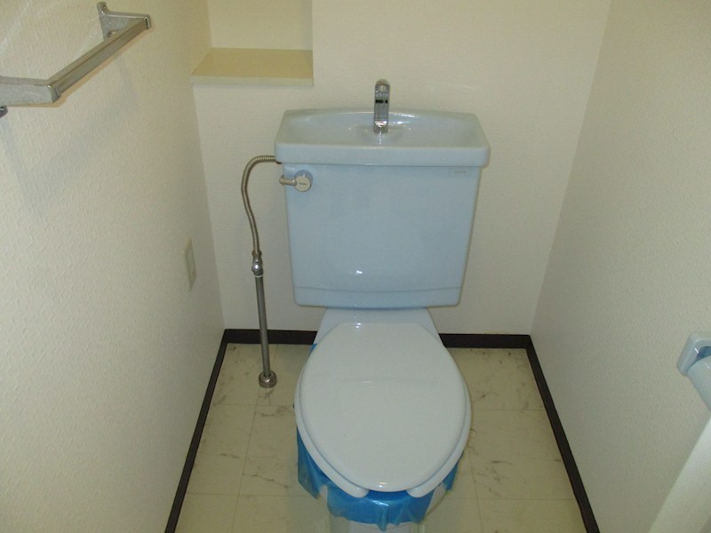 トイレ　現況優先