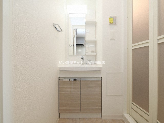 洗面設備　同仕様写真となります。