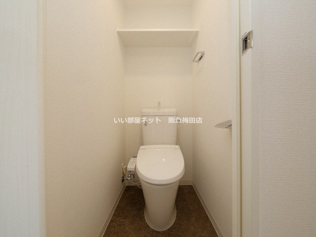 トイレ　同仕様写真となります。