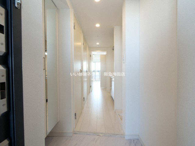 玄関　同仕様写真となります。