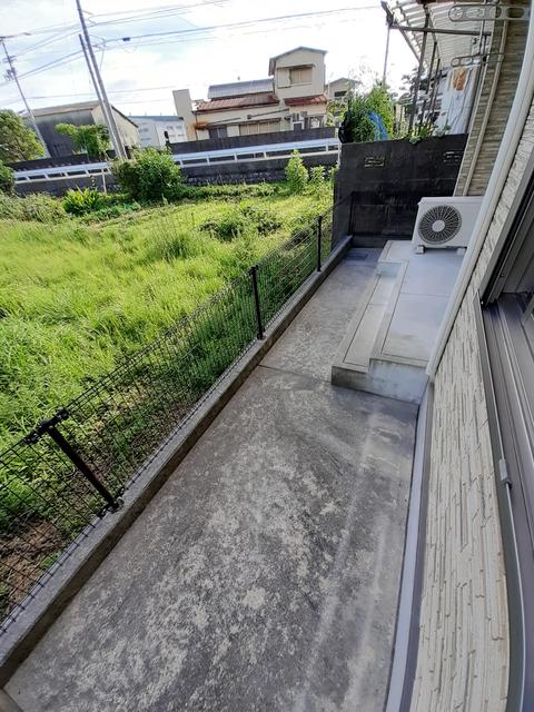 バルコニー　バルコニー