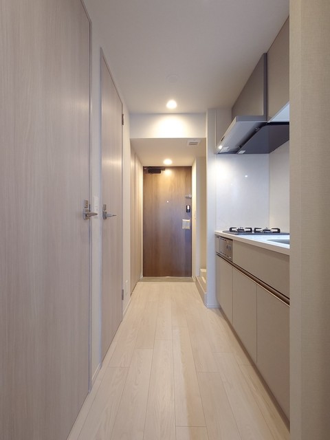 玄関　※写真は同タイプ住戸です。