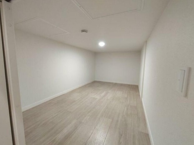 その他　3.5帖の蔵になります。