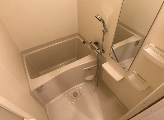 バス・シャワールーム　ゆったり過ごせるお風呂です